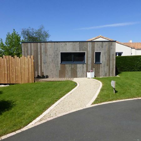 La Cabane Du Bonheur Les Herbiers Exterior photo